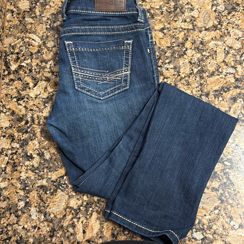 Buckle Jeans